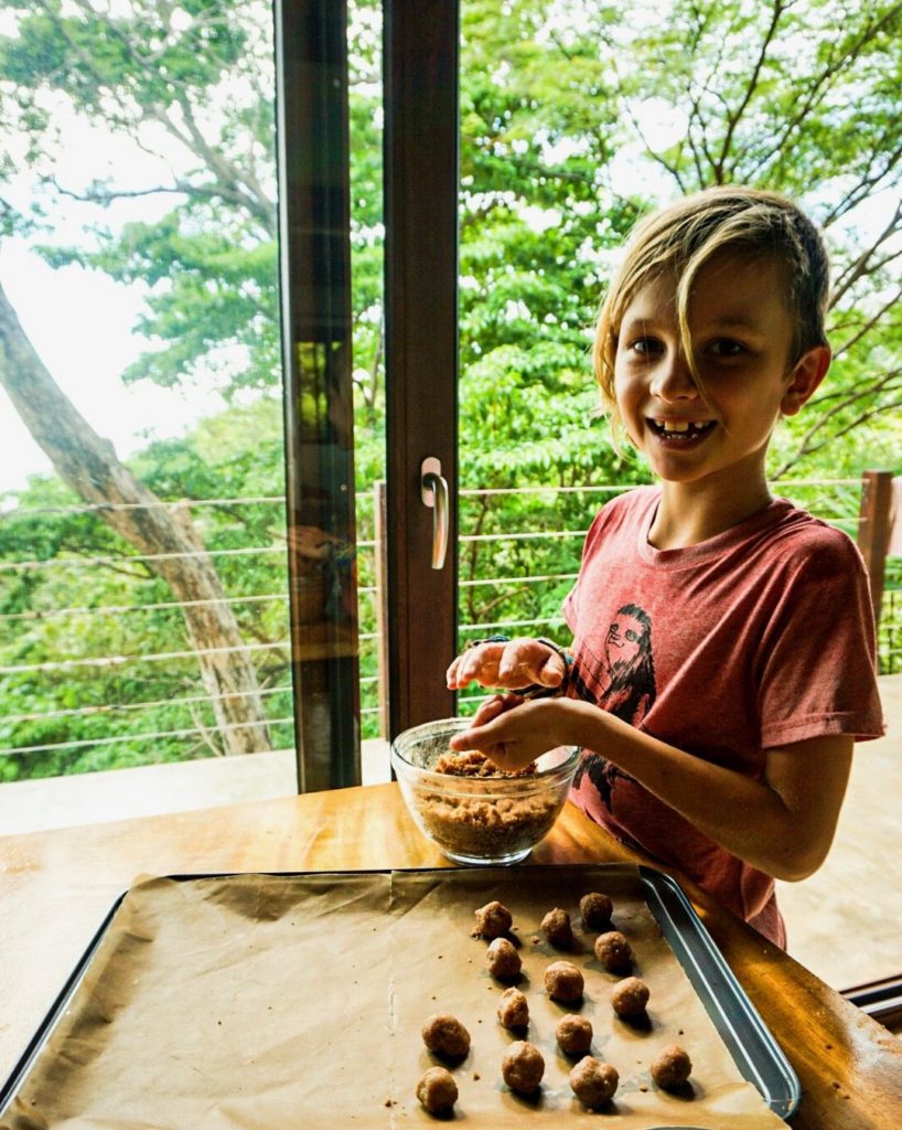 kids baking; kneading dough