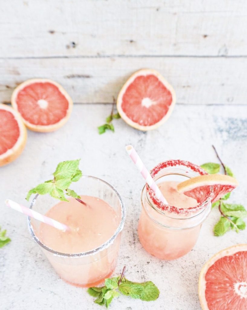 grapefruit cocktail and mocktail