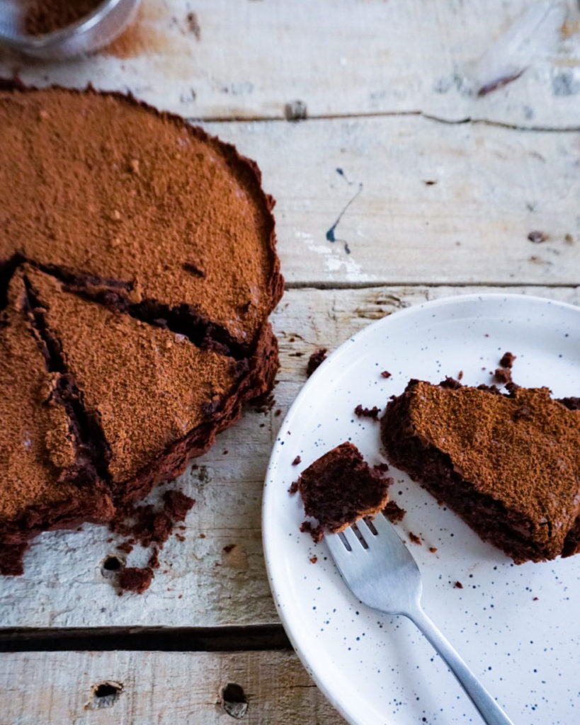 chocolate brownie pie and slice