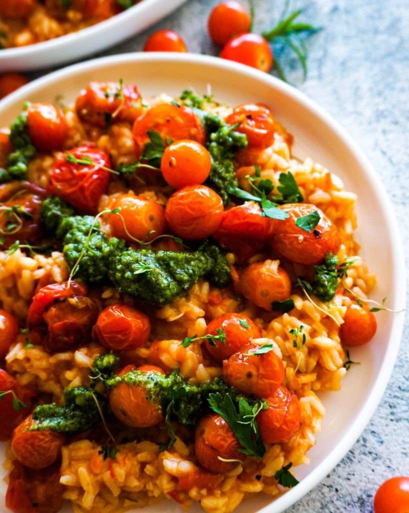 rclose up of roasted cherry tomato risotto 