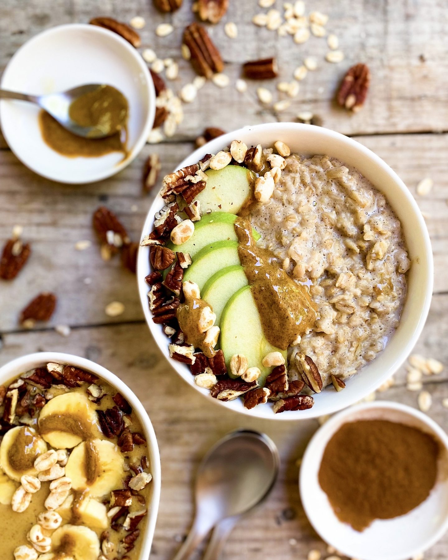 Pumpkin smoothie bowl and pumpkin spice oatmeal - Familicious