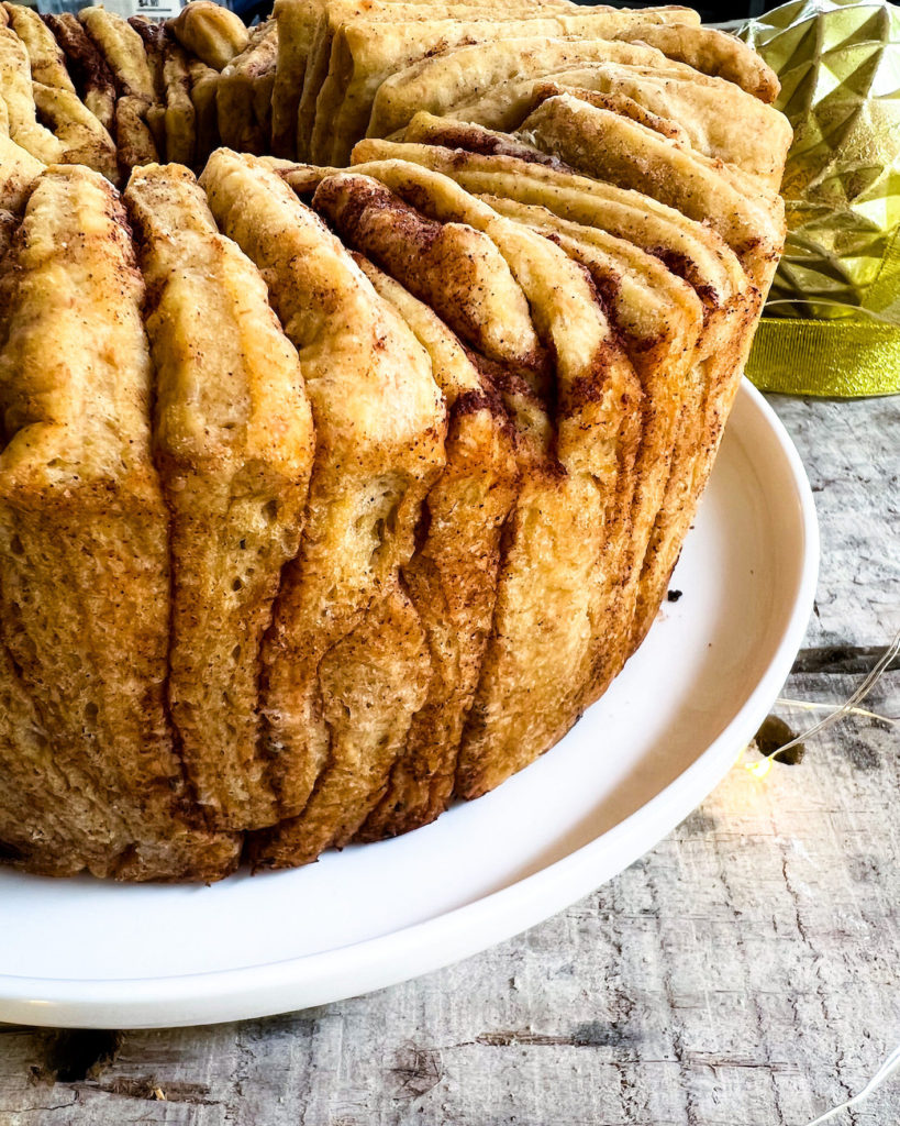 cinnamon sugar bread wreath close up